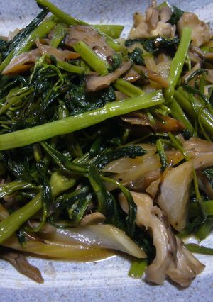 空芯菜とセロリのオイスター炒め-レシピのメイン写真