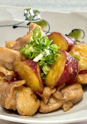 さつま芋とやわらか鶏ももの甘辛煮♪-レシピのメイン写真