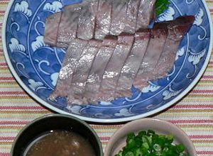 カツオの刺身にぴったりの「酒盗だれ」-レシピのメイン写真