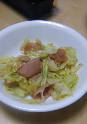 夏のお弁当;キャベツと生ハム炒め-レシピのメイン写真