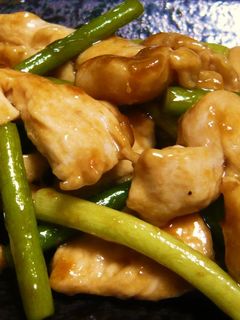 鶏肉とニンニクの芽の炒め物-レシピのメイン写真