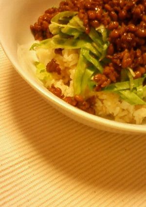 ランチ･朝食に♪肉納豆ごはん-レシピのメイン写真