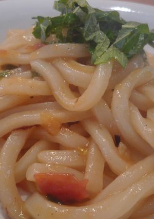 冷凍うどんで『トマト焼きうどん』-レシピのメイン写真
