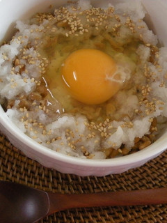 簡単朝ごはん☆納豆おろしたまごかけごはん-レシピのメイン写真