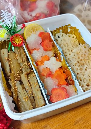 お節~紅白なます・酢蓮根・たたき牛蒡-レシピのメイン写真