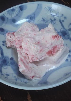 いちごアイスクリーム-レシピのメイン写真