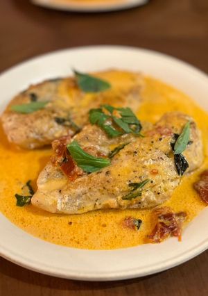 鶏むね肉のソテー(マリーミーチキン)-レシピのメイン写真