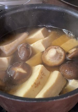 高野豆腐と椎茸の煮物-レシピのメイン写真
