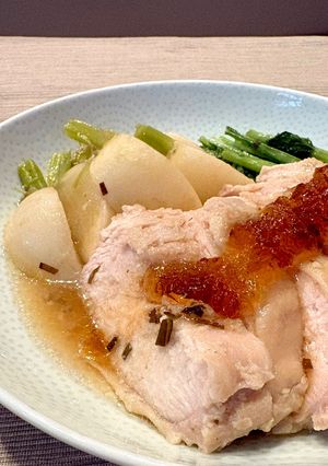 塩麹でしっとり♡レンジで昆布蒸し鶏-レシピのメイン写真