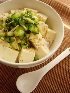 歯ざわり楽しい♪夏の豆腐丼-レシピのメイン写真