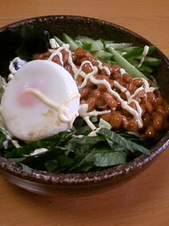 納豆マヨで、温玉冷やしサラダそば!-レシピのメイン写真