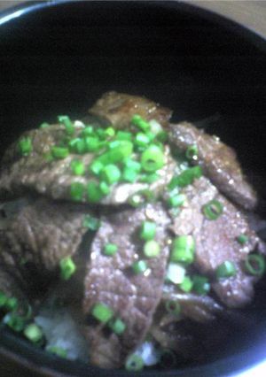 夏はガッツリ焼肉丼-レシピのメイン写真