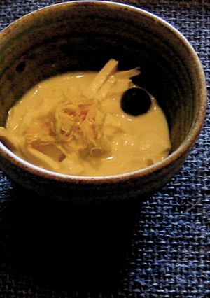 島豆腐と生湯葉の千切り酒粕豆乳たれ-レシピのメイン写真