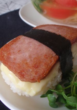 チーズ入りスパムおにぎり☆-レシピのメイン写真