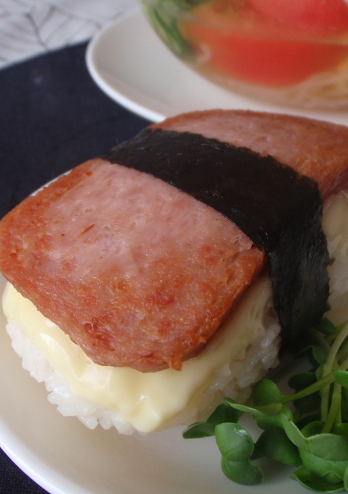 チーズ入りスパムおにぎり☆-レシピのメイン写真