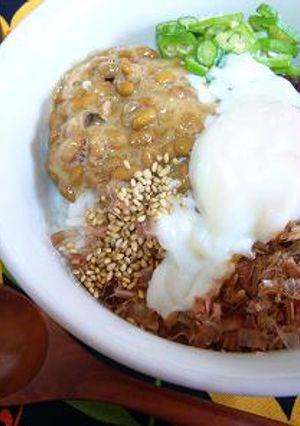 納豆七色丼-レシピのメイン写真