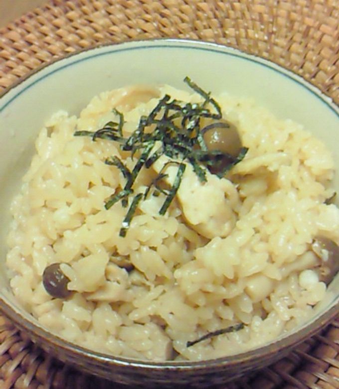 とっても簡単★鶏ときのこの炊き込みご飯-レシピのメイン写真