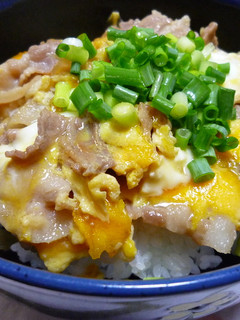 簡単☆早いウマい豚玉丼♬-レシピのメイン写真