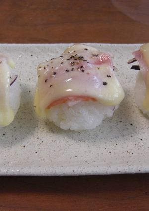ピザ風✿おにぎり-レシピのメイン写真