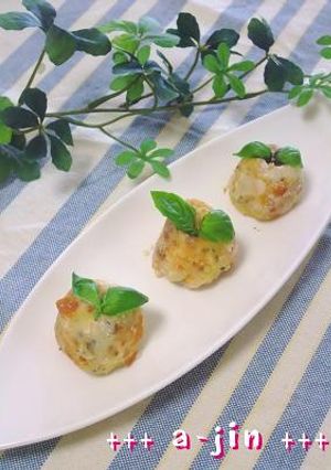 お弁当に✿鮭ポテトのまんまるバジルボール-レシピのメイン写真