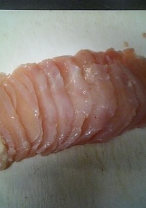 量を多く見せる！！鶏肉のスライスの仕方◎-レシピのメイン写真