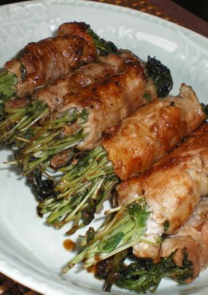 豚肉でくるっと「豆苗巻き」♪-レシピのメイン写真