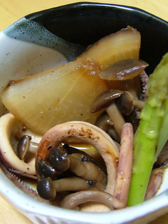 イカとキノコの炒め煮♪-レシピのメイン写真