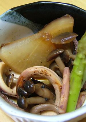 イカとキノコの炒め煮♪-レシピのメイン写真