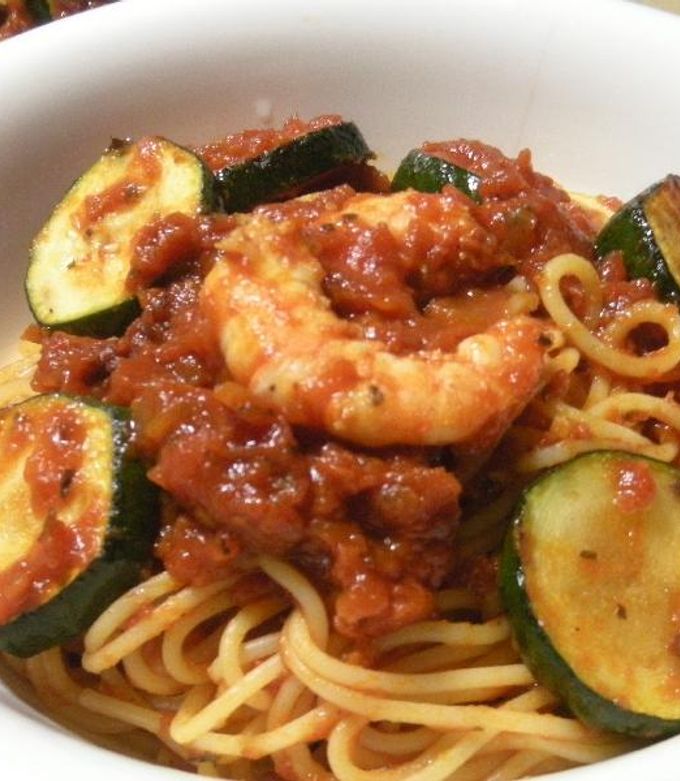 ズッキーニとえびのトマトソースパスタ-レシピのメイン写真