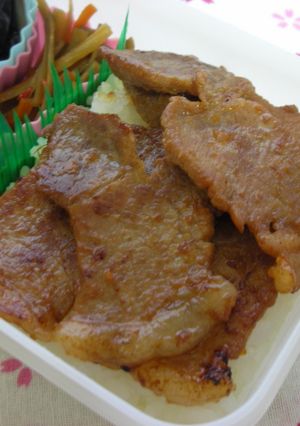 お弁当☆白くならない豚のしょうが焼き-レシピのメイン写真