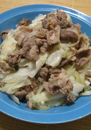 簡単！豚こま肉とキャベツの塩だれ蒸し-レシピのメイン写真
