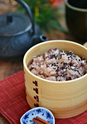 お祝いのお膳にお赤飯-レシピのメイン写真