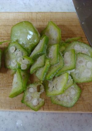 とうのたった硬い筋の大きなオクラの食べ方-レシピのメイン写真