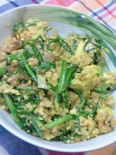 簡単!ひき肉とニラの卵とじ丼♫♬-レシピのメイン写真