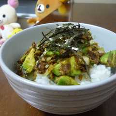 梅アボカド丼-レシピのメイン写真