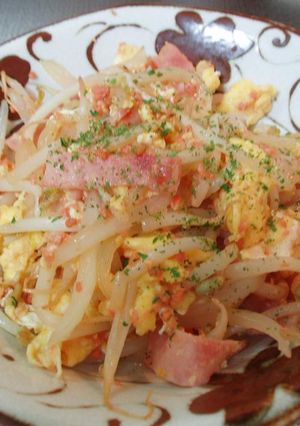 焼きさけ入りもやし卵炒め-レシピのメイン写真