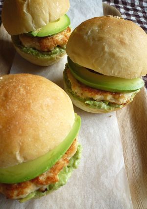 バンズまでアボカドバーガー-レシピのメイン写真