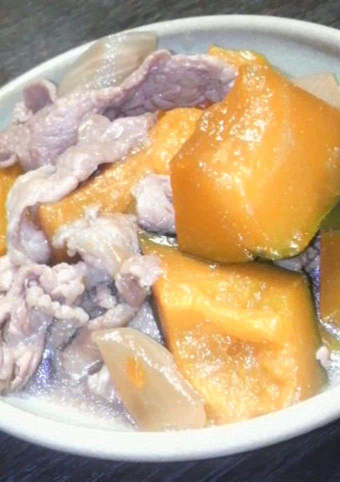 豚肉と玉葱を入れて　かぼちゃの甘辛煮-レシピのメイン写真