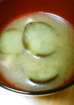 びっくり水でしんなり♪茄子のお味噌汁-レシピのメイン写真