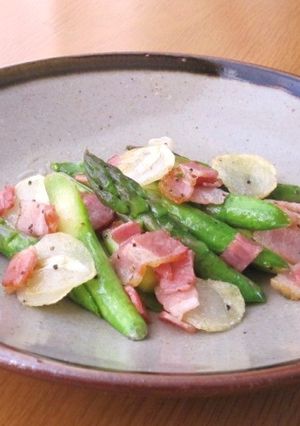 ∮ アスパラとベーコンღにんにく炒め ∮-レシピのメイン写真