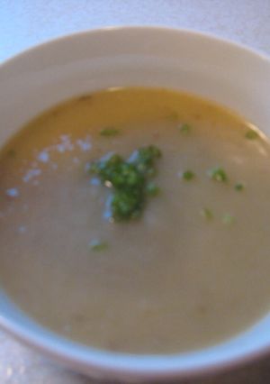 リークとごぼうの冷たいスープ-レシピのメイン写真