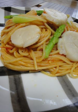 ホタテとアスパラで♪トマトソースパスタ-レシピのメイン写真