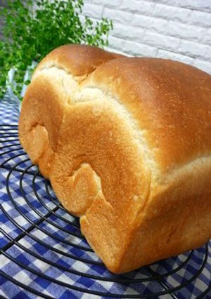 ミミがカリッうちの定番食パン！！-レシピのメイン写真
