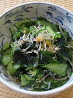 生姜が効いてる!わかめときゅうりの酢の物-レシピのメイン写真