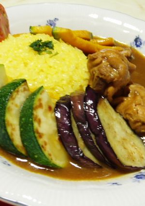 ほろほろ手羽元カレーde夏野菜のせ♡-レシピのメイン写真