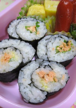 鮭フレークで簡単♪サラダ巻き風のり巻き-レシピのメイン写真