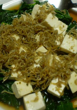 モロヘイヤ、豆腐、ジャコの麺つゆ掛け-レシピのメイン写真