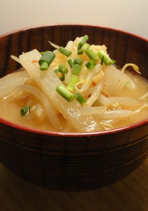 辛うまあっさり！キムチ味噌スープ-レシピのメイン写真