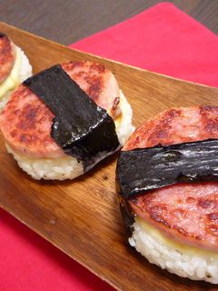 コンビ二風♪ハムステーキのオニギリ★-レシピのメイン写真