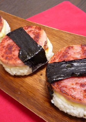 コンビ二風♪ハムステーキのオニギリ★-レシピのメイン写真